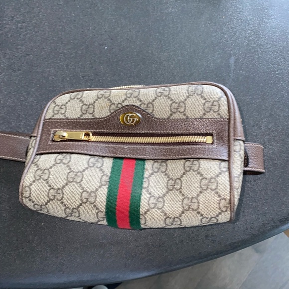 Gucci Handbags - Gucci belt bag